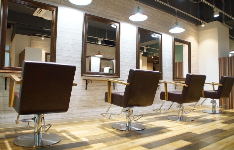 Neece hair gallery by across 上野御徒町店の写真 2
